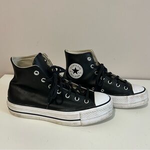 Women’s Converse Chuck Taylor All Star Lift Leather High Top Sneakers US 9